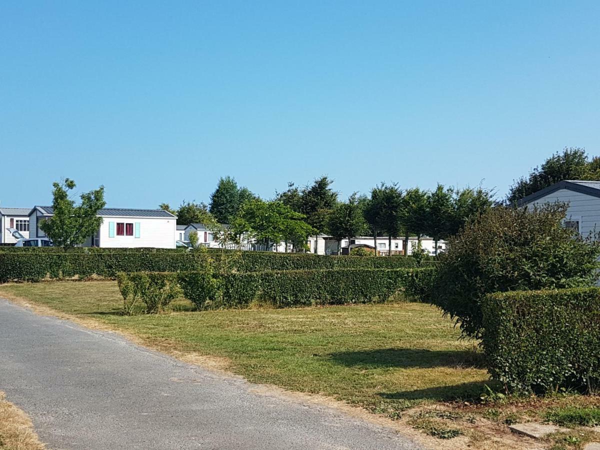 Camping L'oiseau Blanc *
